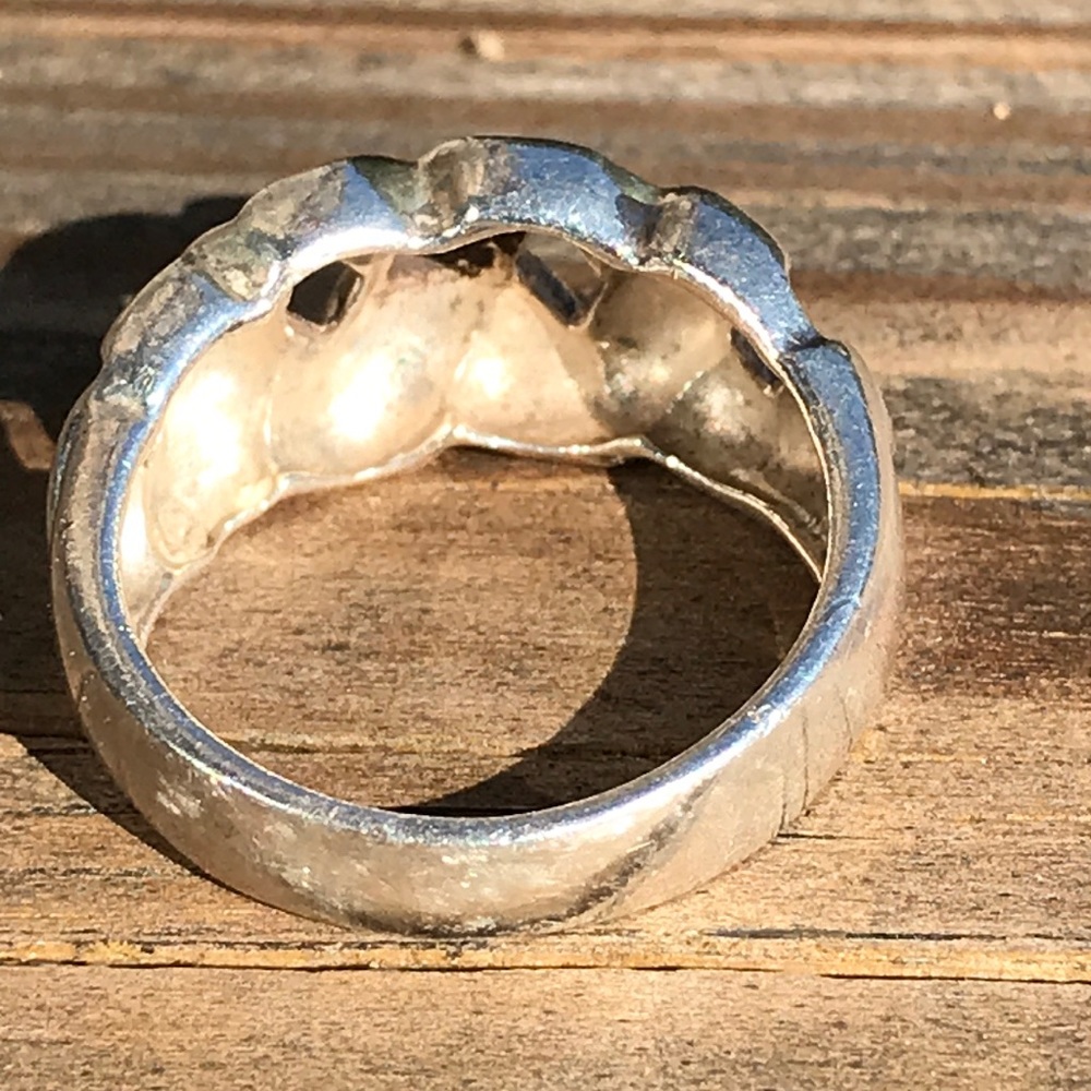 Sterling Kisses Ring Size 7 - Picture 5 of 7
